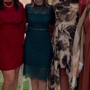 Emerald Green Lulus cocktail dress. Size medium. True to size